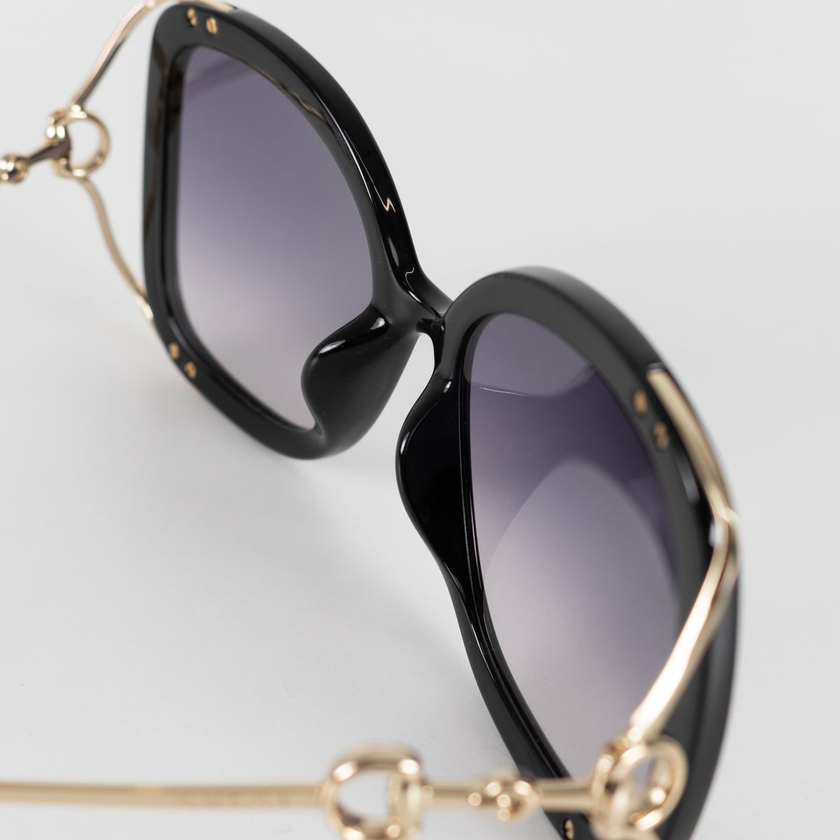 Gucci Black With Gold Horsebit Arms Sunglasses