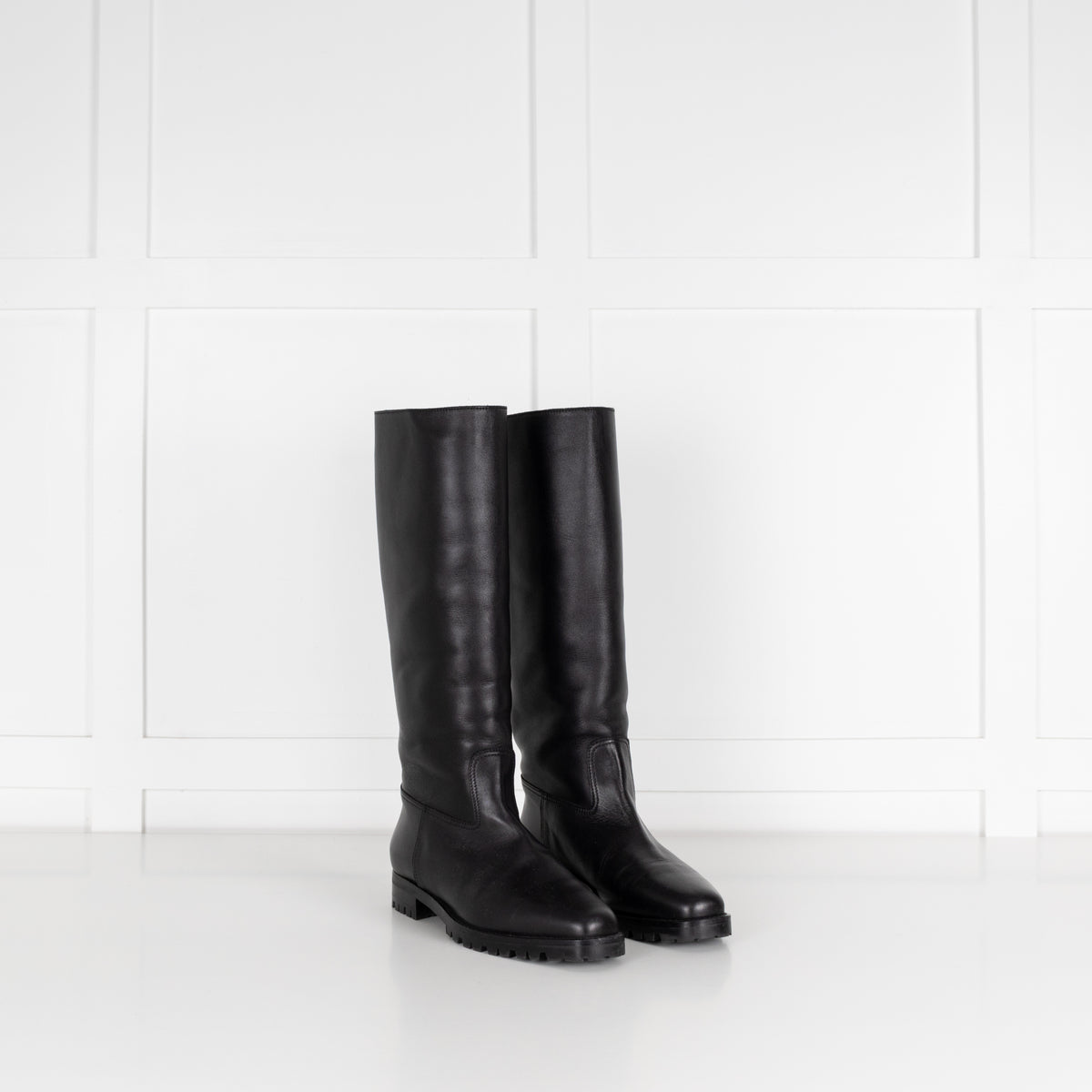 Manolo Blahnik Luchino Leather Knee Flat Boots