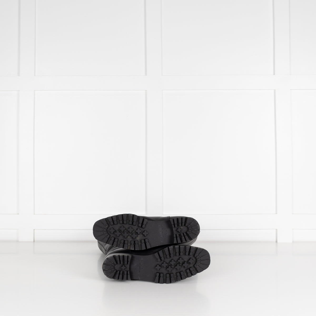 Manolo Blahnik Luchino Leather Knee Flat Boots