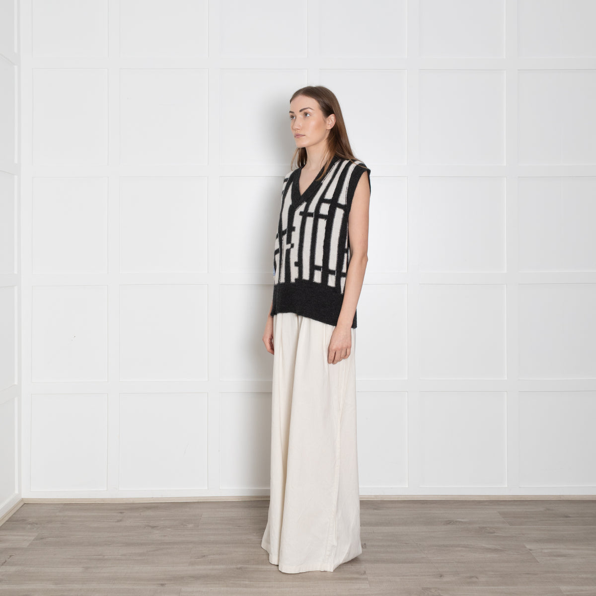 Indust by MCQ Grey and White Knit Vest