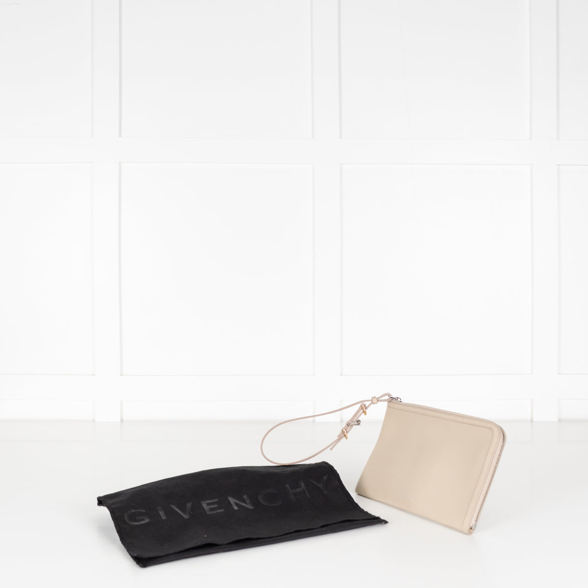 Givenchy Natural Voyou Zipped Pouch