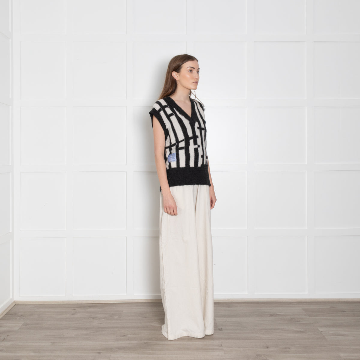 Indust by MCQ Grey and White Knit Vest
