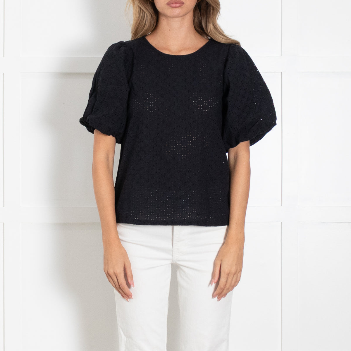 Grace & Mila Navy Broderie Anglais Puff Sleeve Blouse
