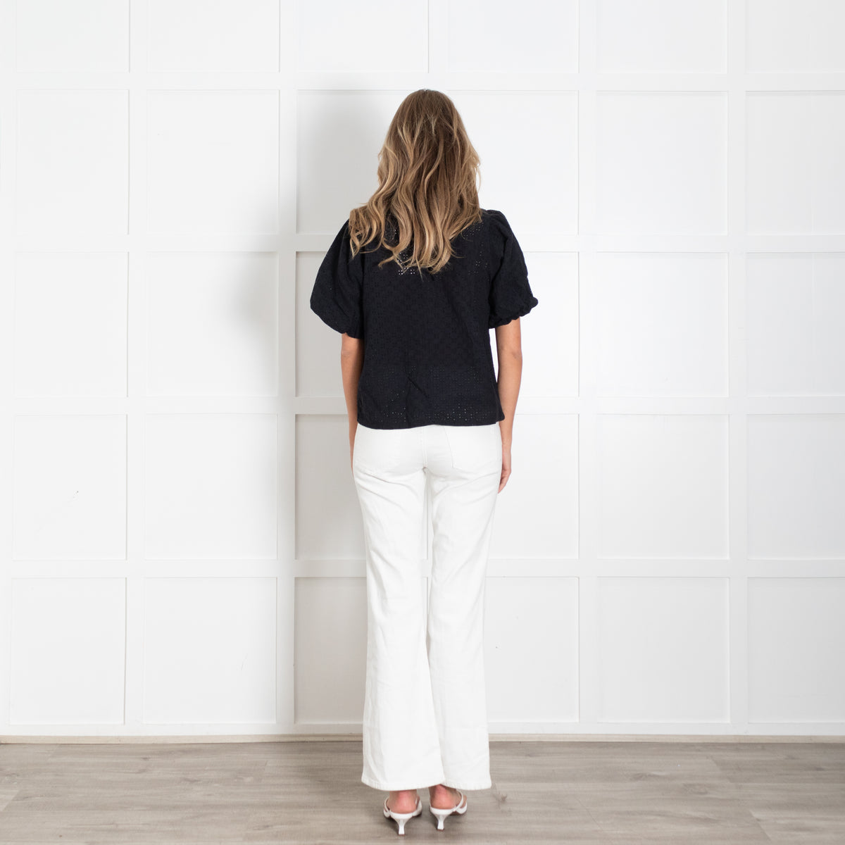 Grace & Mila Navy Broderie Anglais Puff Sleeve Blouse