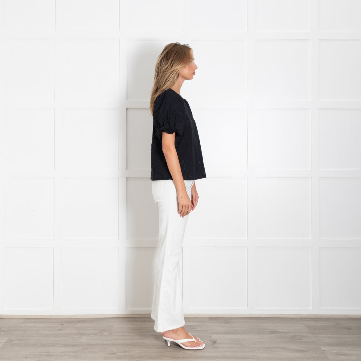 Grace & Mila Navy Broderie Anglais Puff Sleeve Blouse