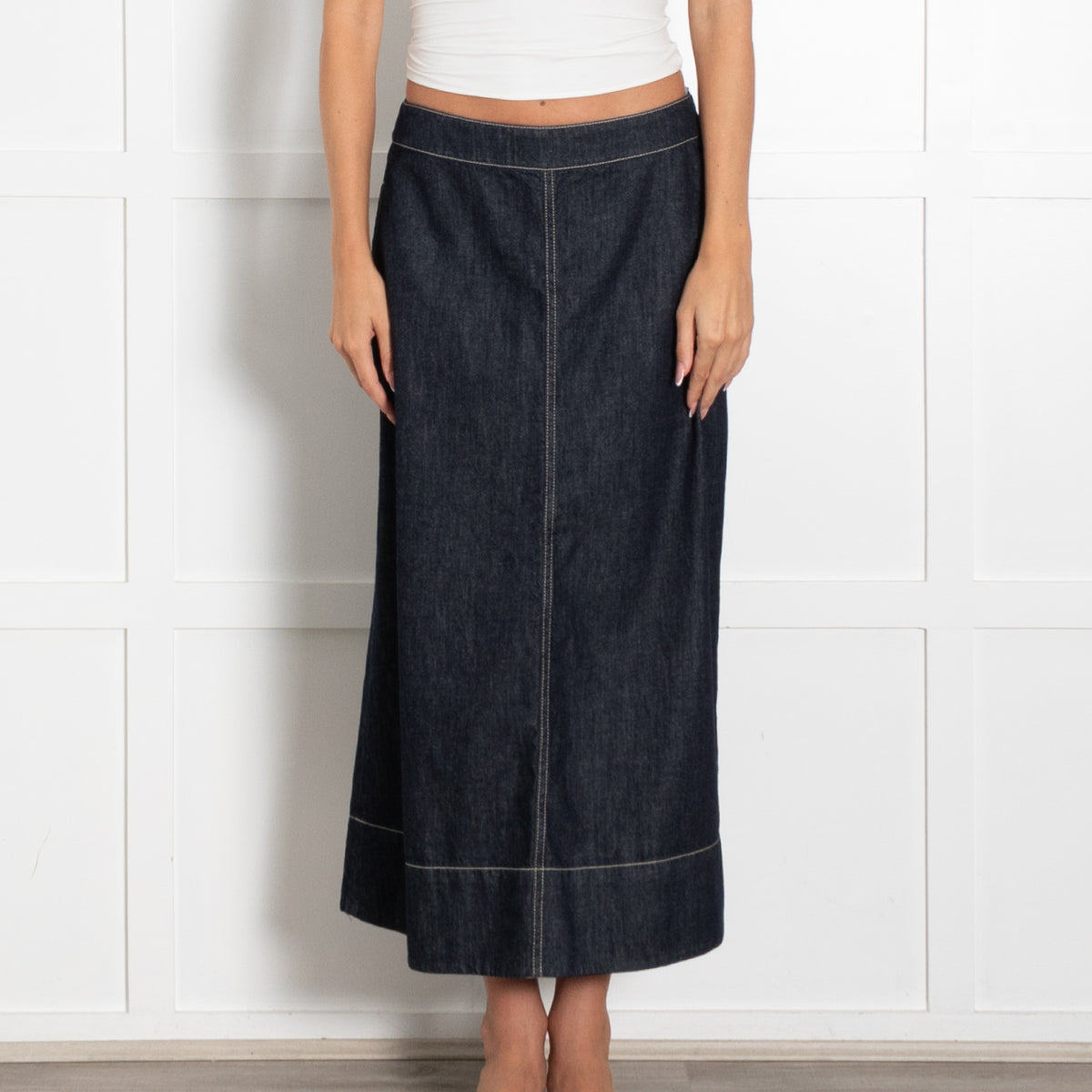 S Maxmara Denim A Line Midi Skirt With White Stitching