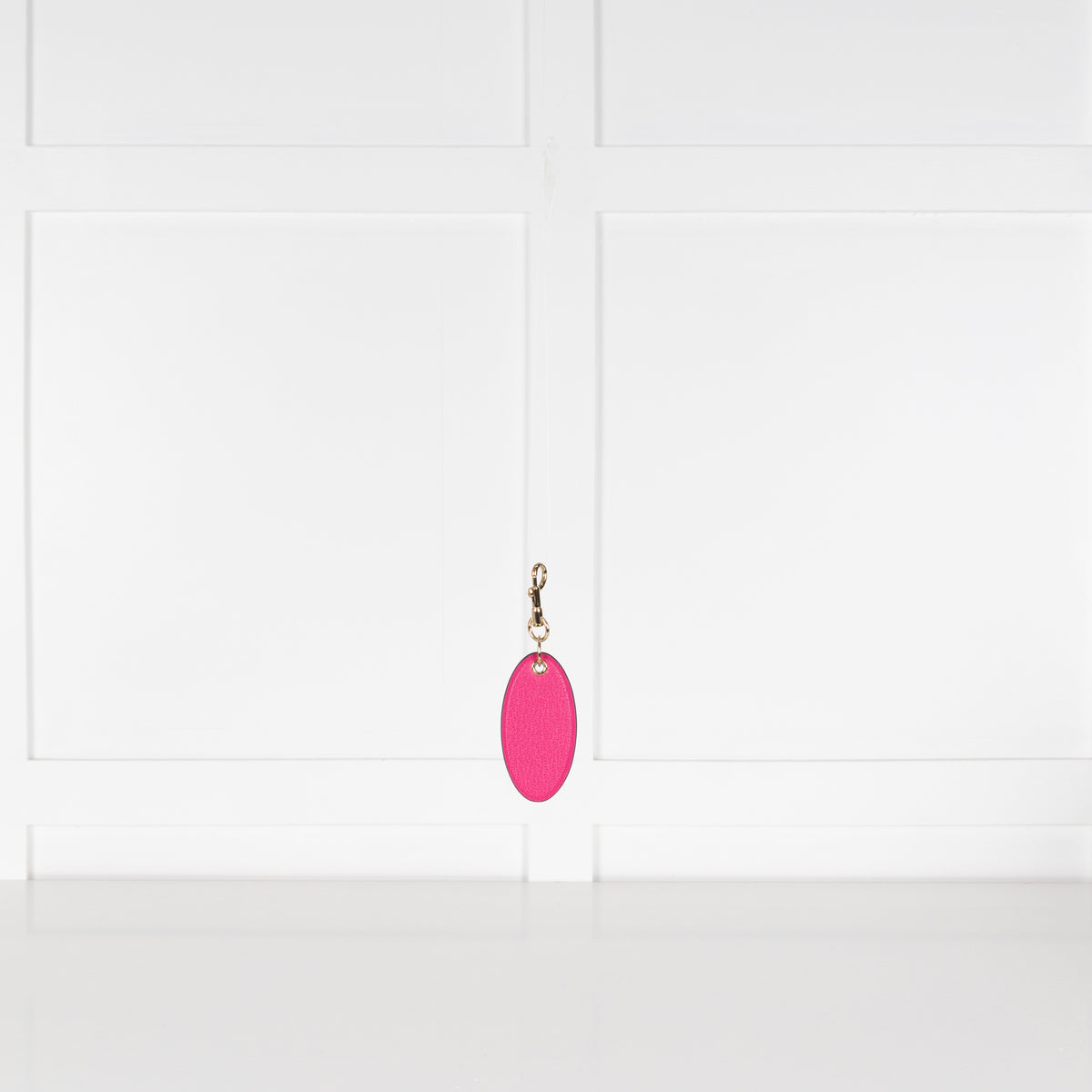 Anya Hindmarch Pink Oval Bespoke Medium Keyring