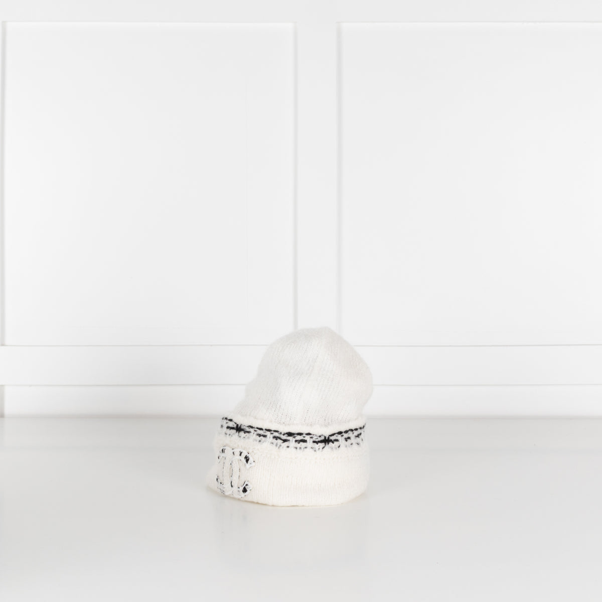 Chanel White Cashmere Beanie