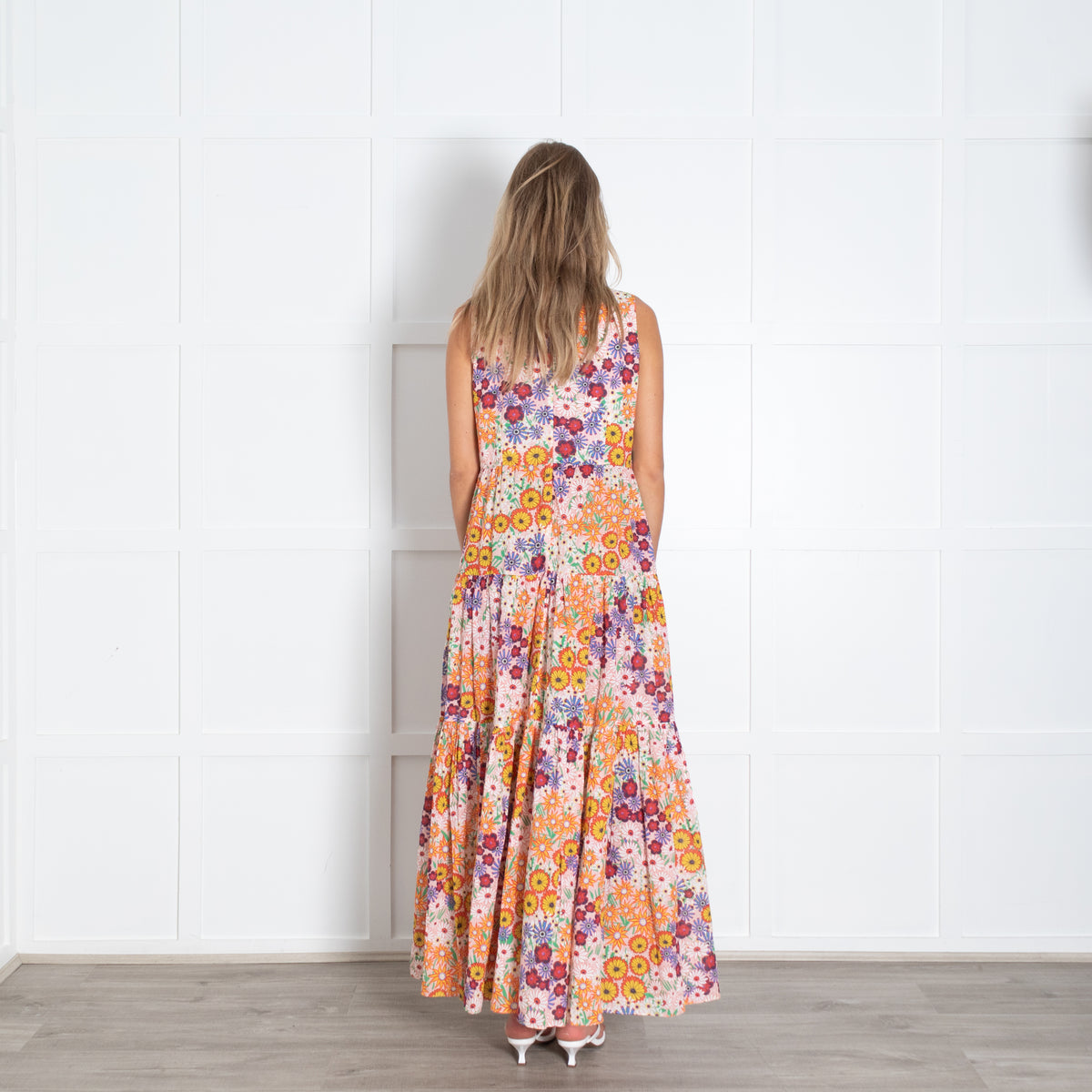 Borgo De Nor Pink Floral V Neck Sleeveless Maxi Dress Wth Tiered Skirt