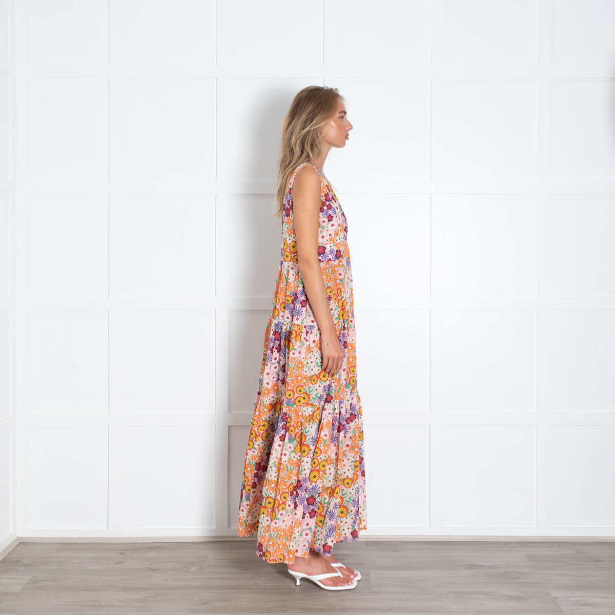 Borgo De Nor Pink Floral V Neck Sleeveless Maxi Dress Wth Tiered Skirt