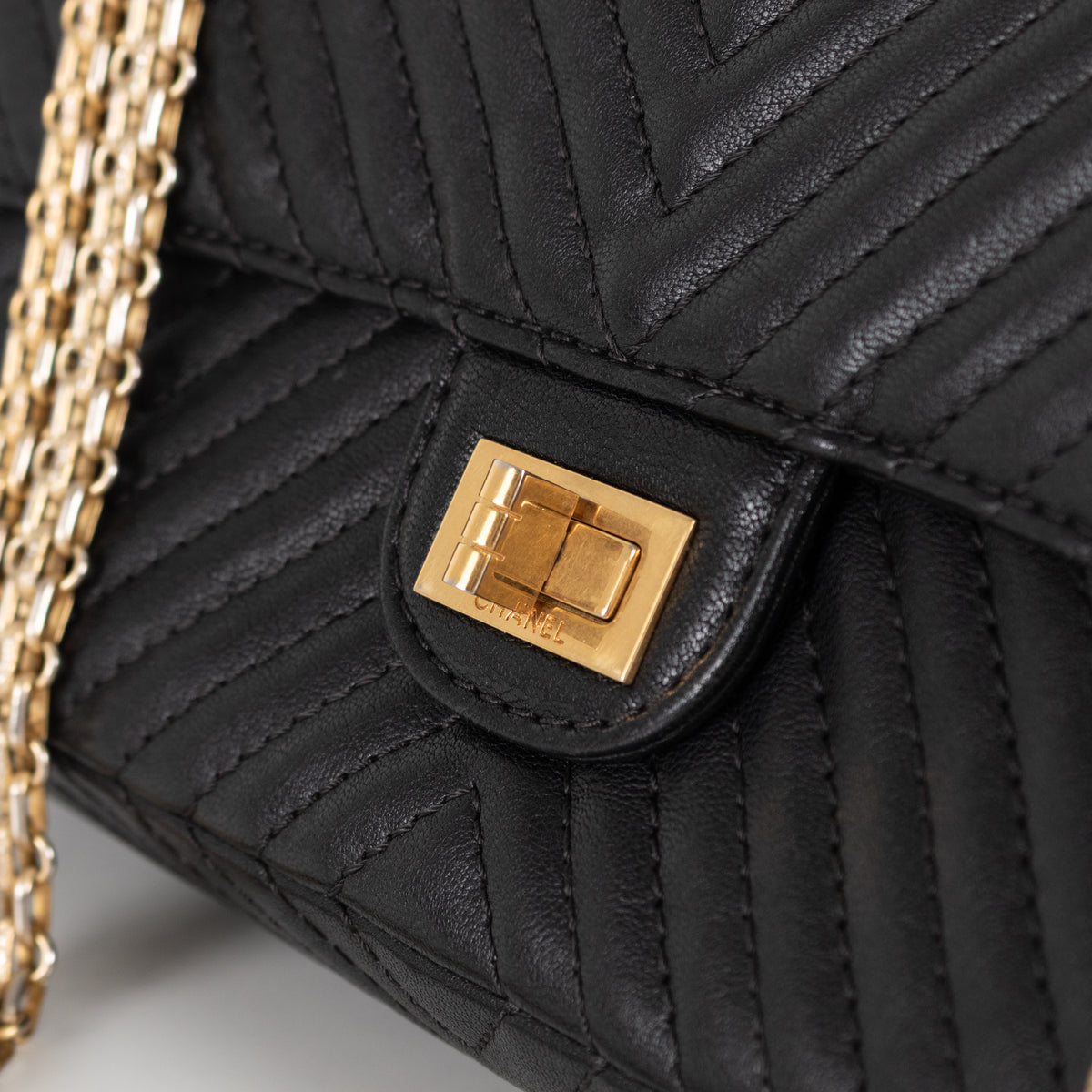 Chanel Black Chevron Quilted Leather Shoulder Bag