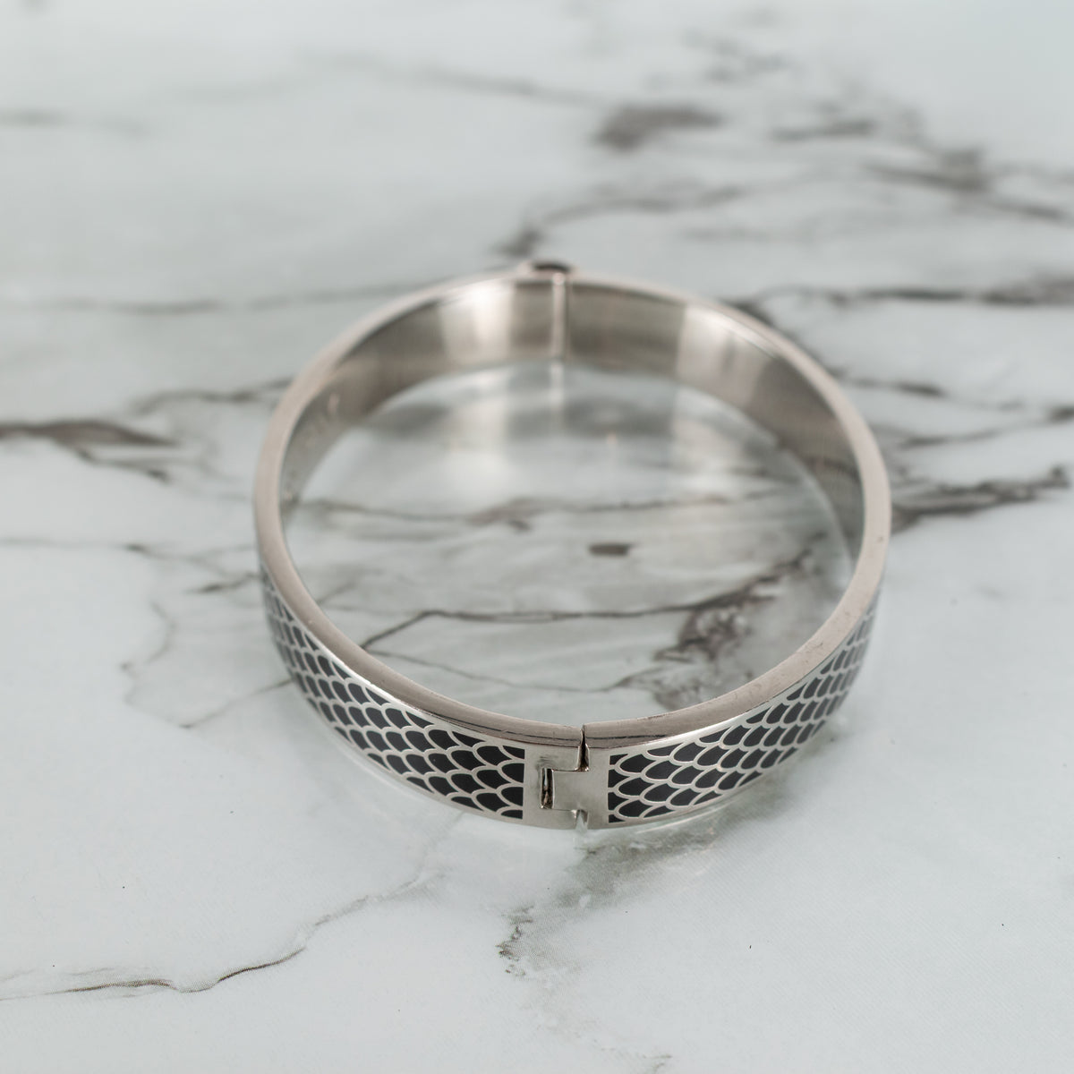 Halcyon Days Salamander Black Enamel And Palladium Scale Pattern Bangle