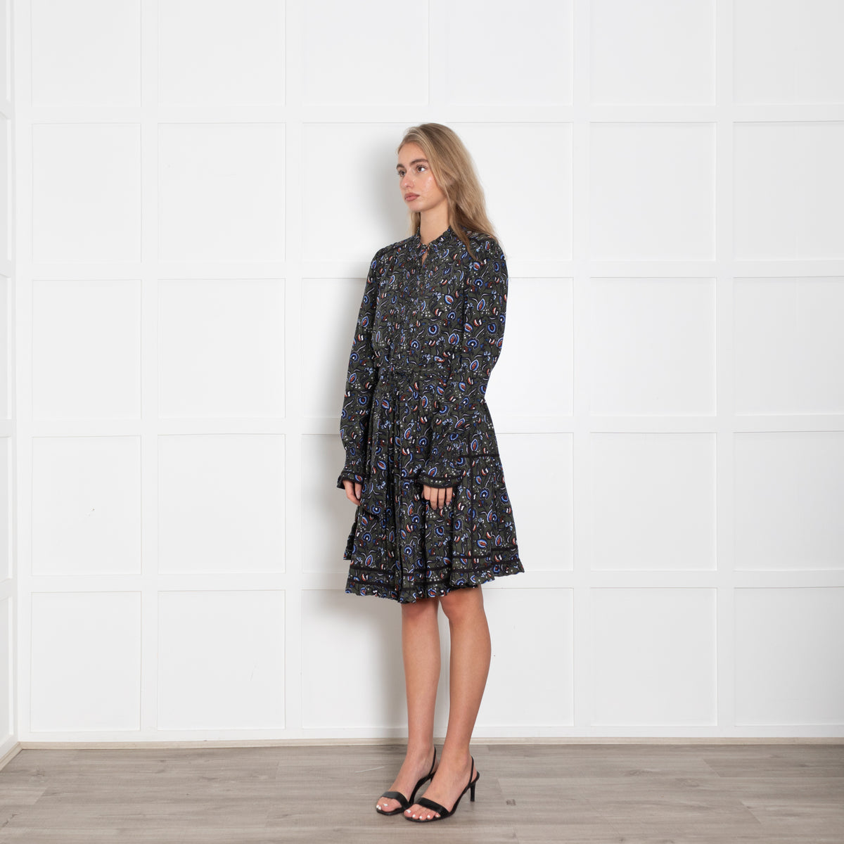 Me + Em Green Floral Tiered Knee Length Dress