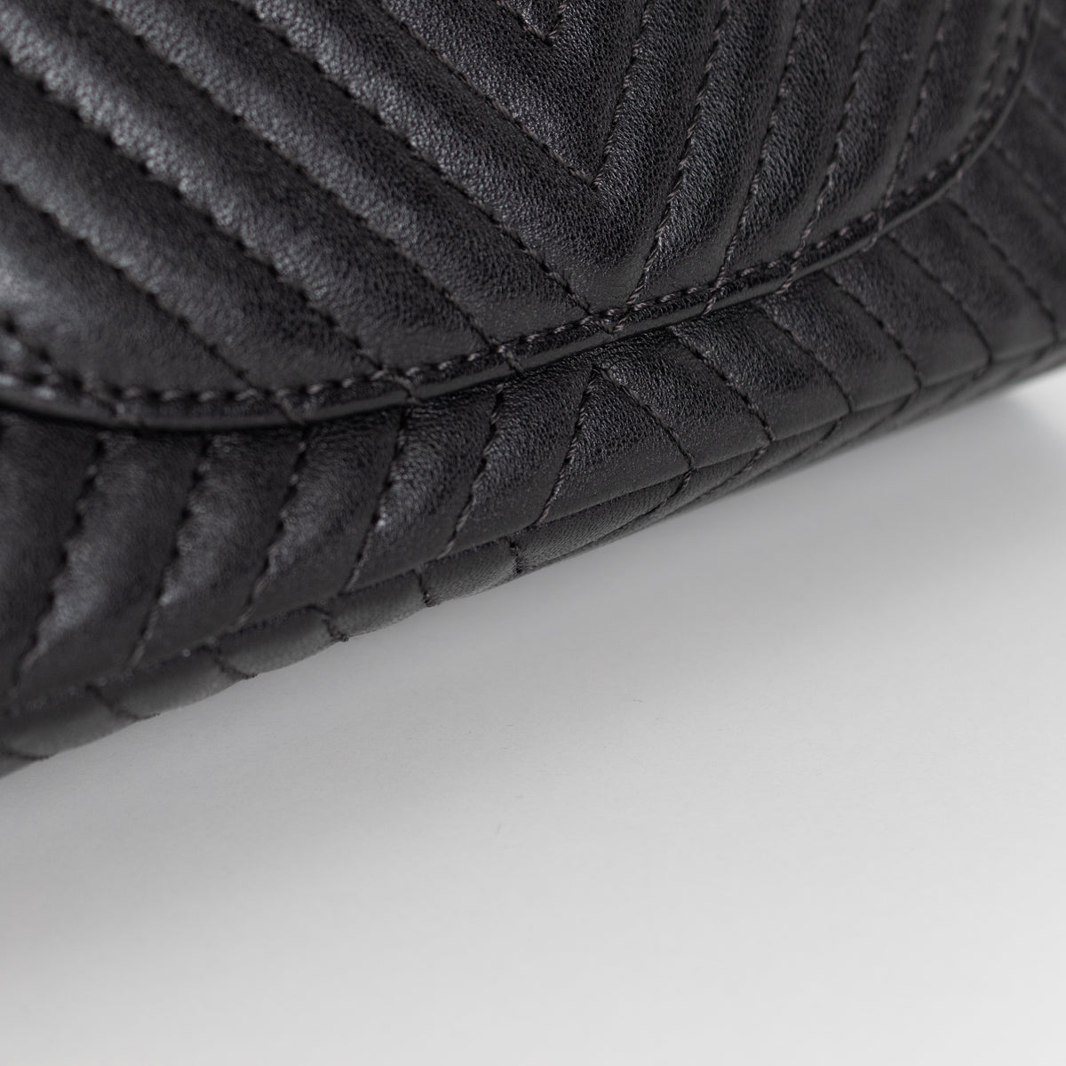 Chanel Black Chevron Quilted Leather Shoulder Bag