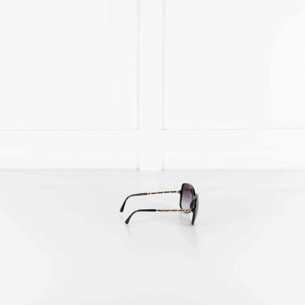 Chanel Black Square Sunglasses With Lambskin+Chain Detail