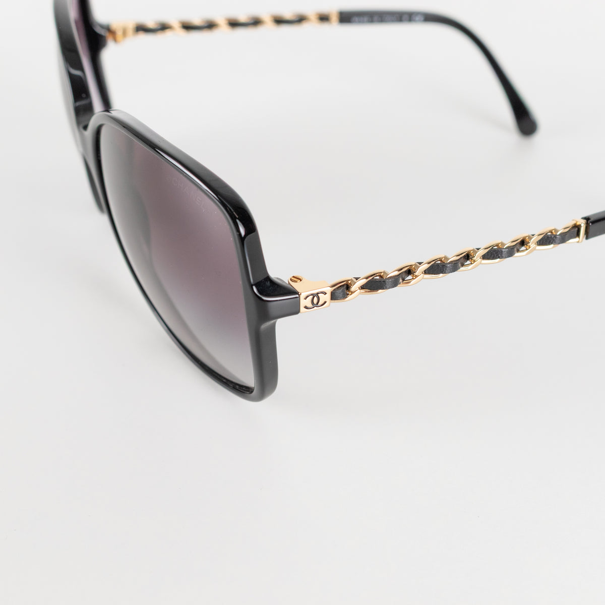 Chanel Black Square Sunglasses With Lambskin+Chain Detail