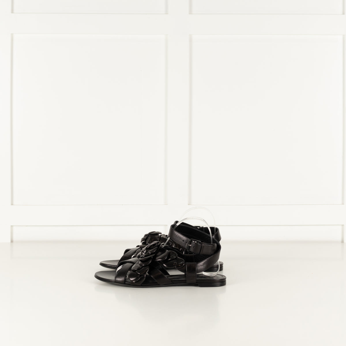 Valentino Garavani Atelier Black Leather Sandal