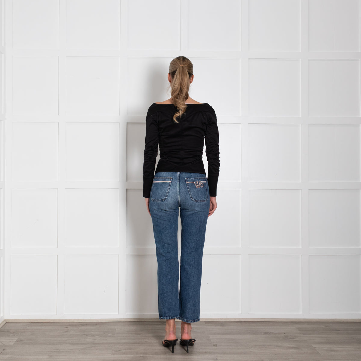 Gucci Black Low Neck Zip Short Jacket