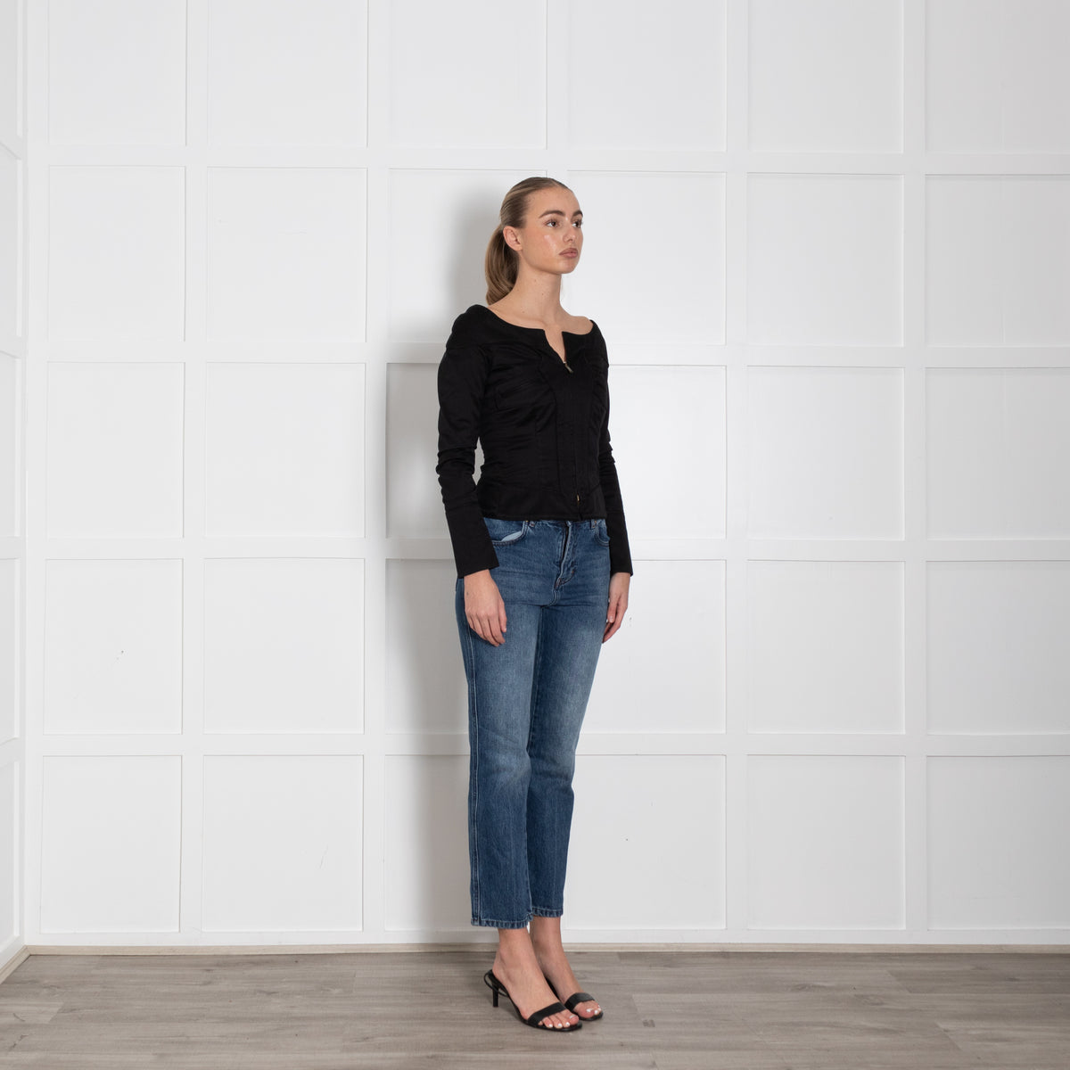 Gucci Black Low Neck Zip Short Jacket