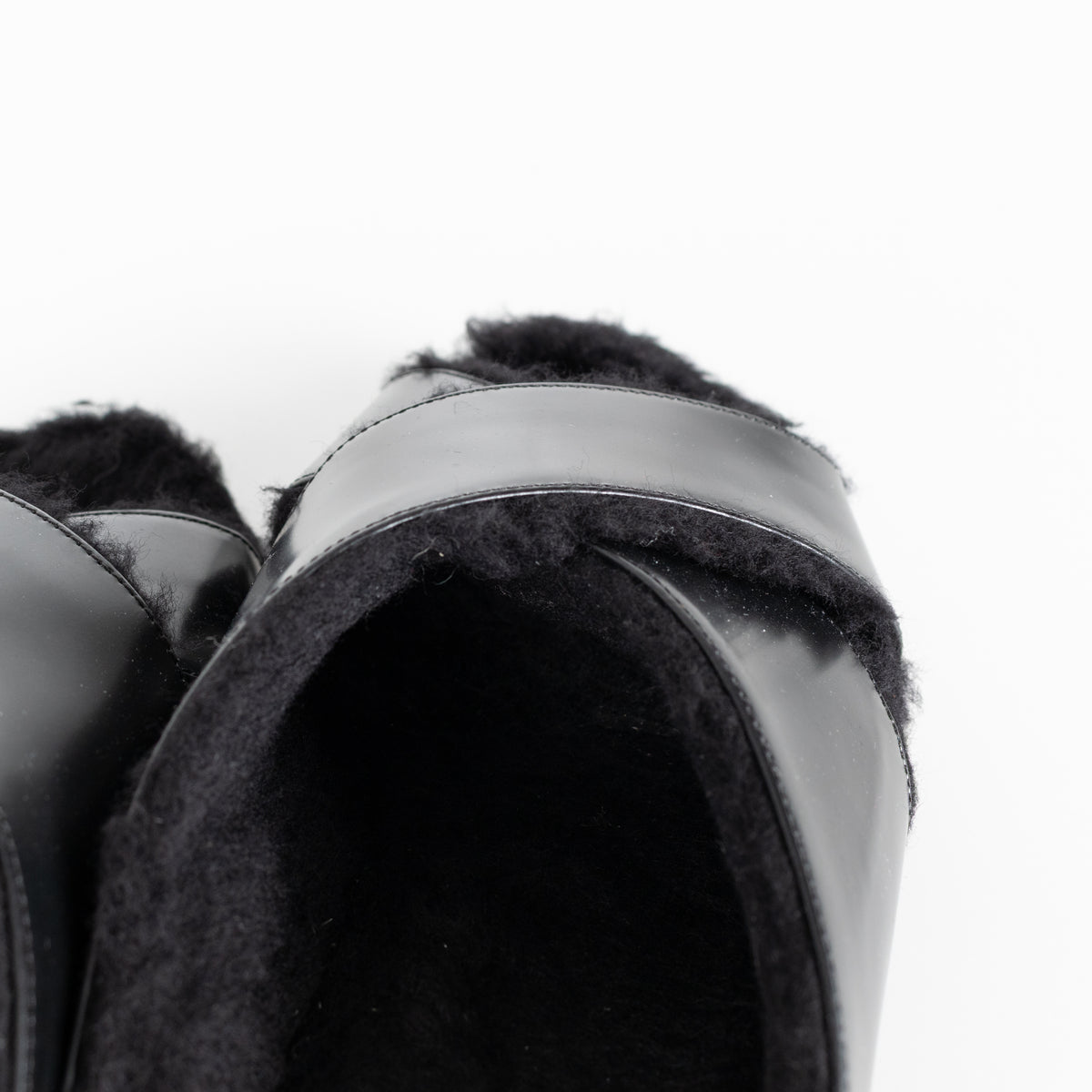 Gabriela Hearst Ellington Black Slides With Wool Fur