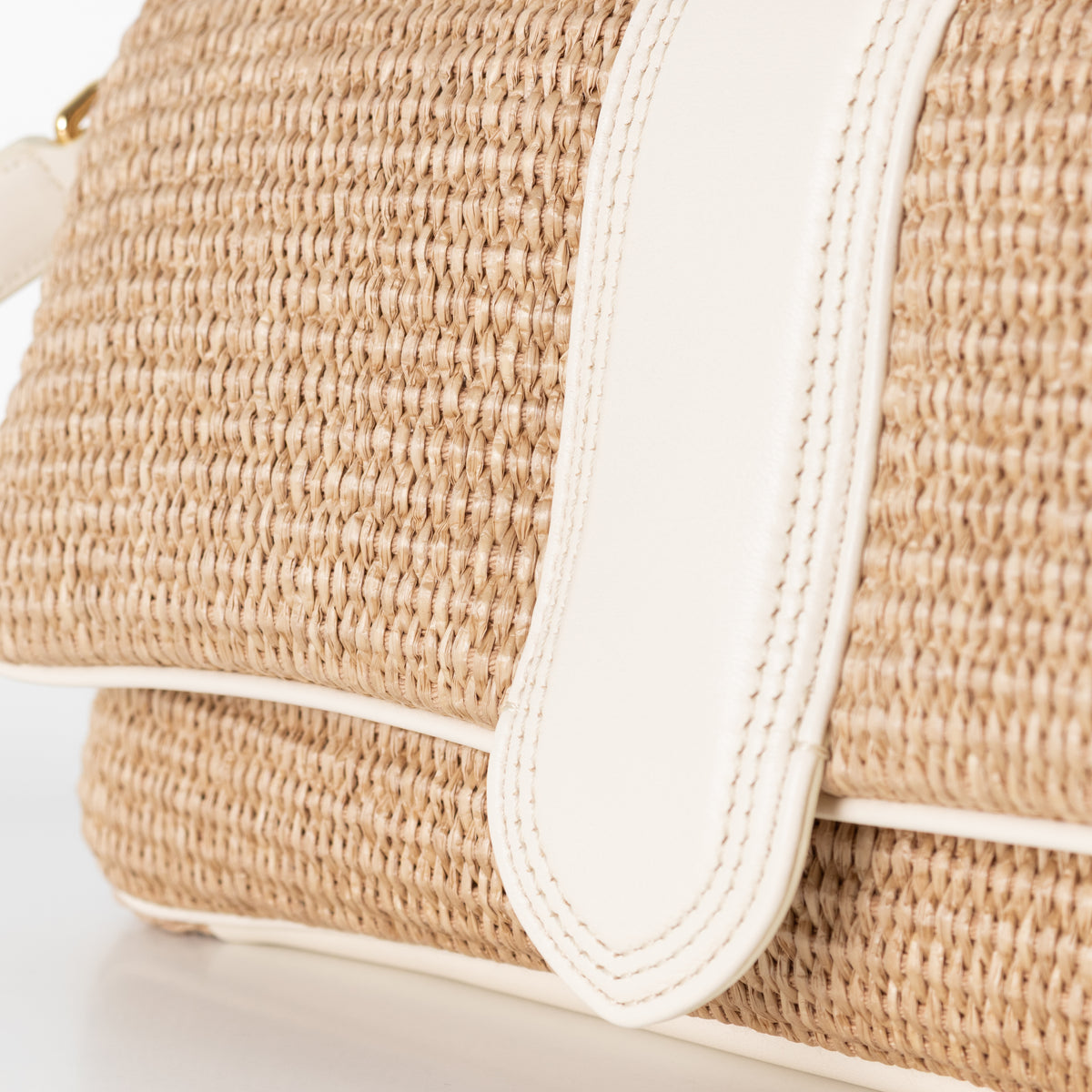 Jacquemus Le Bambimou Woven Raffia Shoulder Bag With White Leather Piping