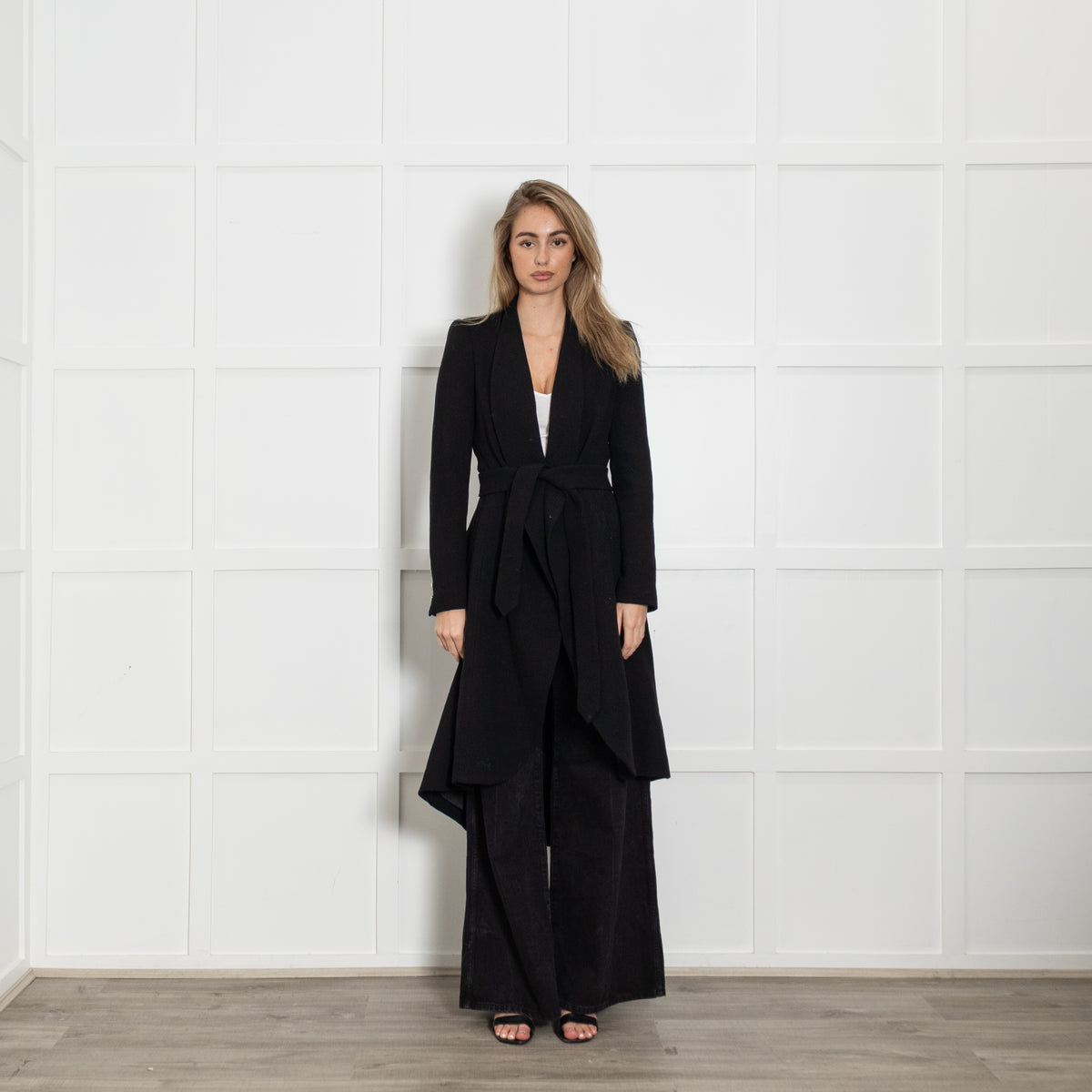 Alice + Olivia Black Wool/Silk Mix Coat With Dropped Back Hem & Belt