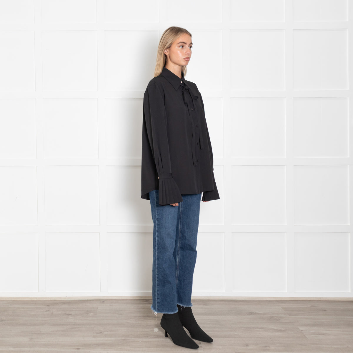 The Shirt Company Black Pleated Detail Sleeves Collard Shirt