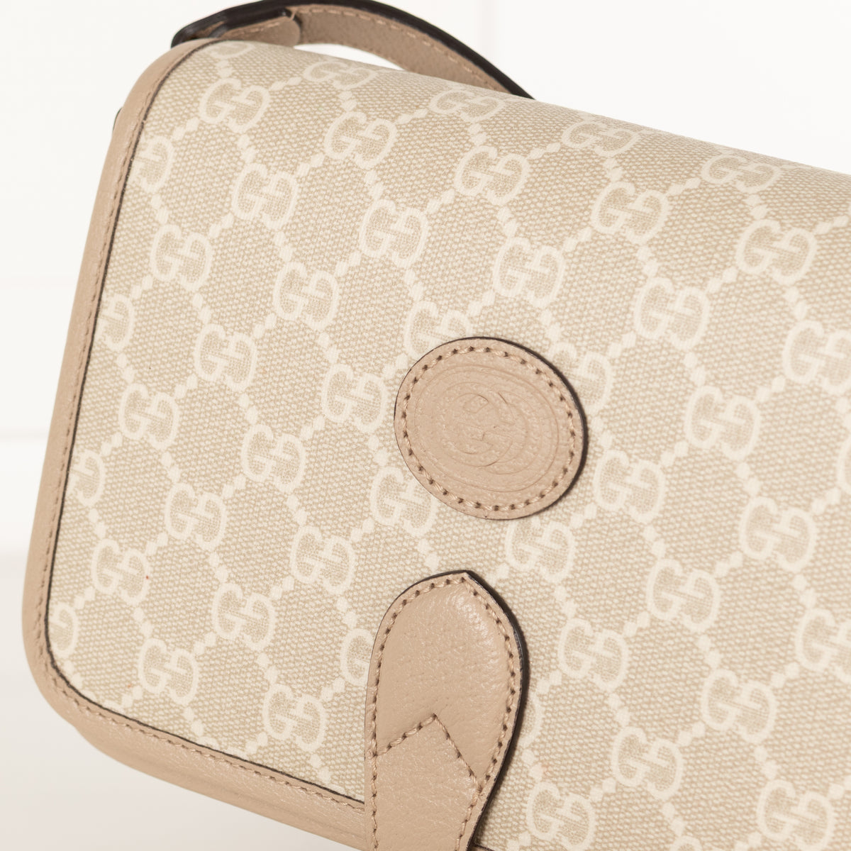 Gucci Beige & White Canvas Interlocking G Crossbody Bag