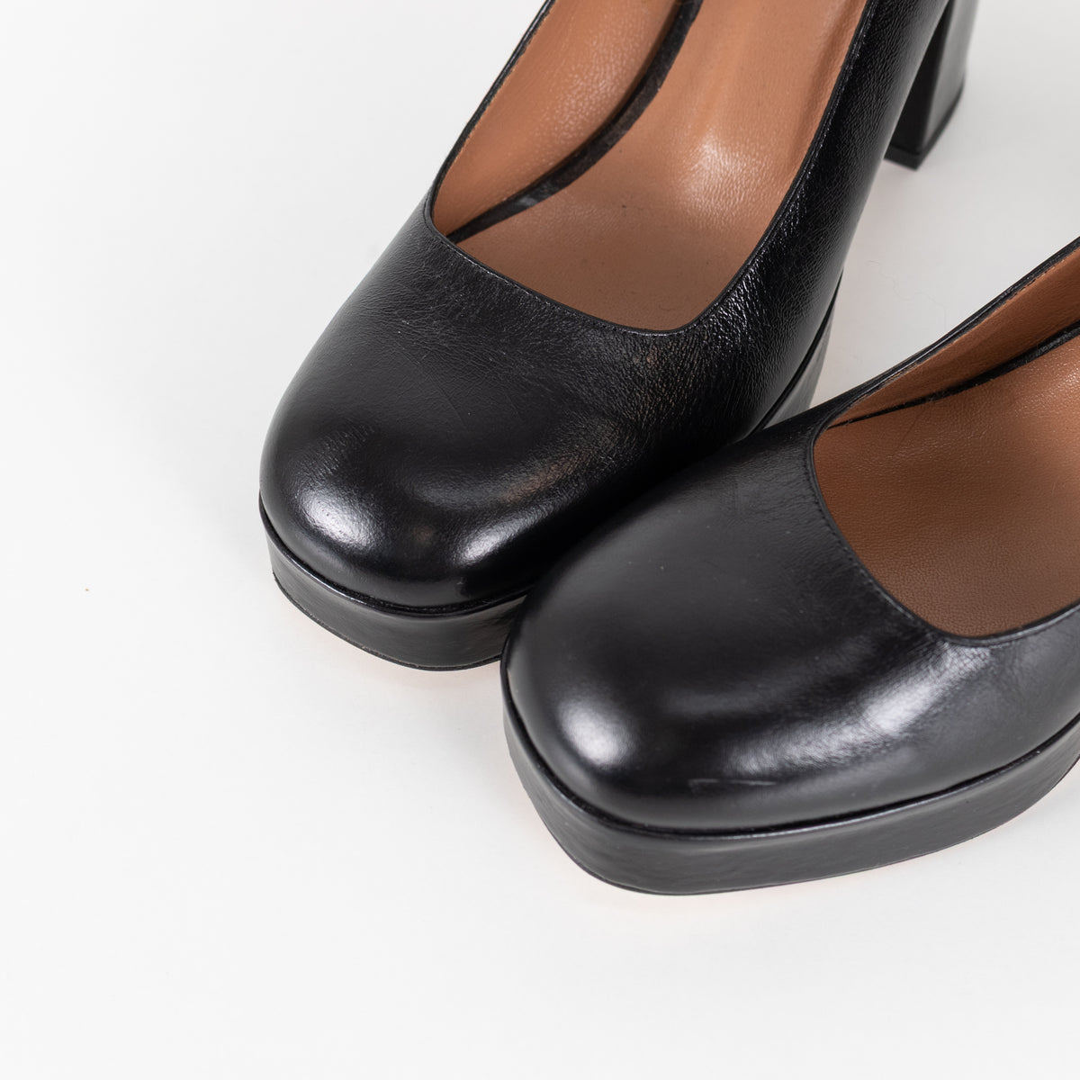 Musier Black Leather Block Heel Shoes