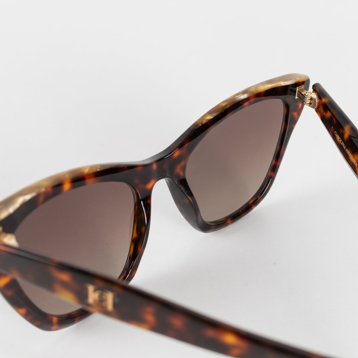 Carolina Herrera Brown Cats Eye Sunglasses