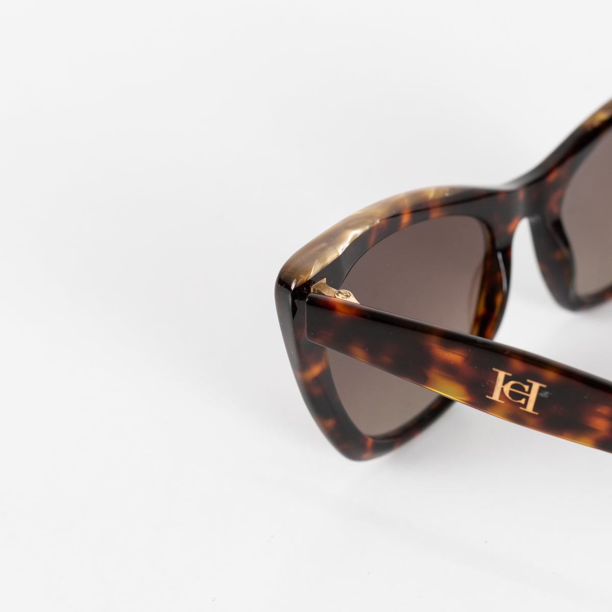 Carolina Herrera Brown Cats Eye Sunglasses