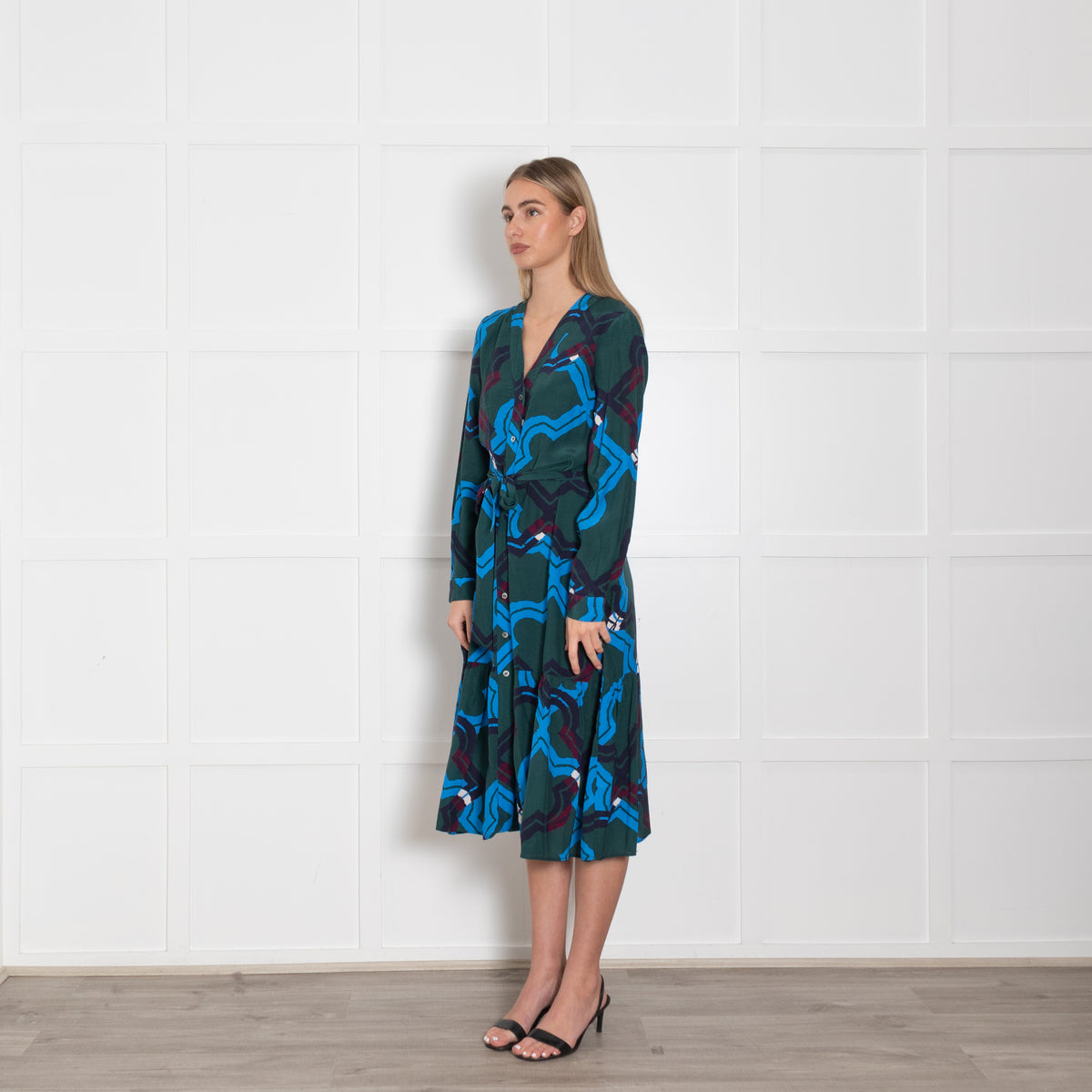 Iris & ink Green Blue Pattern Front Open Belted Midi Dress