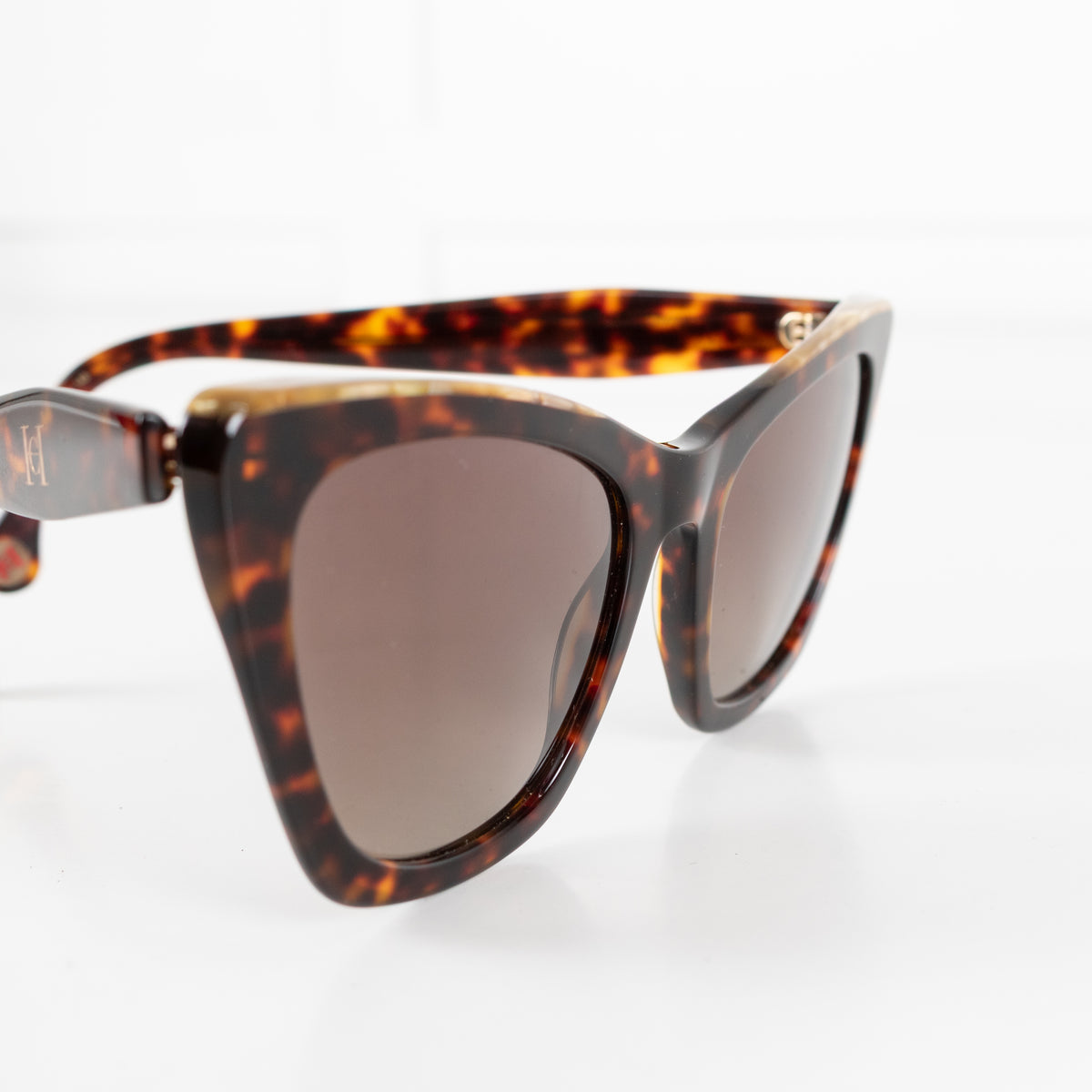 Carolina Herrera Brown Cats Eye Sunglasses