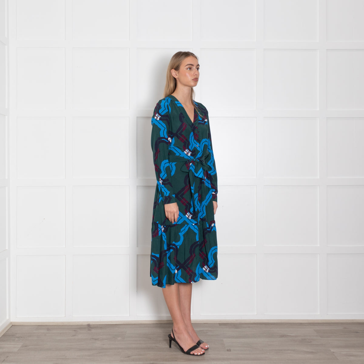 Iris & ink Green Blue Pattern Front Open Belted Midi Dress