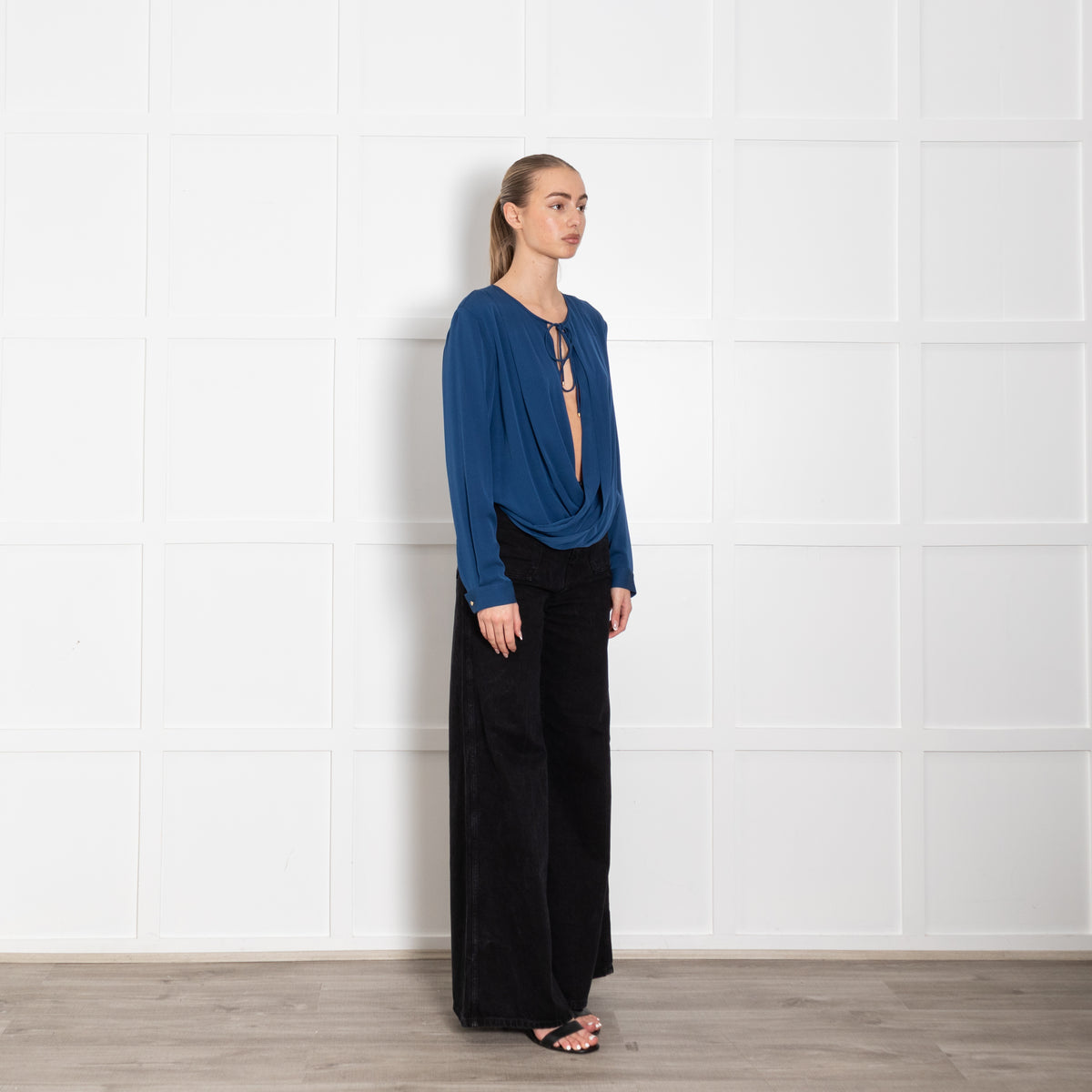 Diane Von Furstenberg Teal Twist Front Tie Neck Top