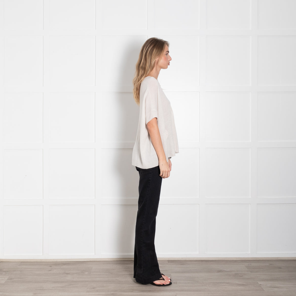 Le Tricot Perugia Cream Cashmere Over Sized Short Sleeve Top