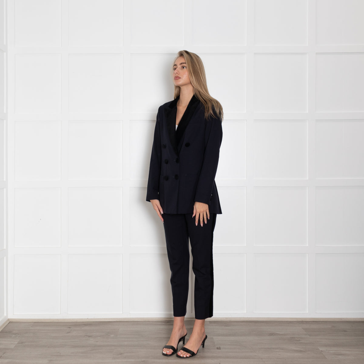 Wyse Blue Tuxedo Jacket With Velvet Collar