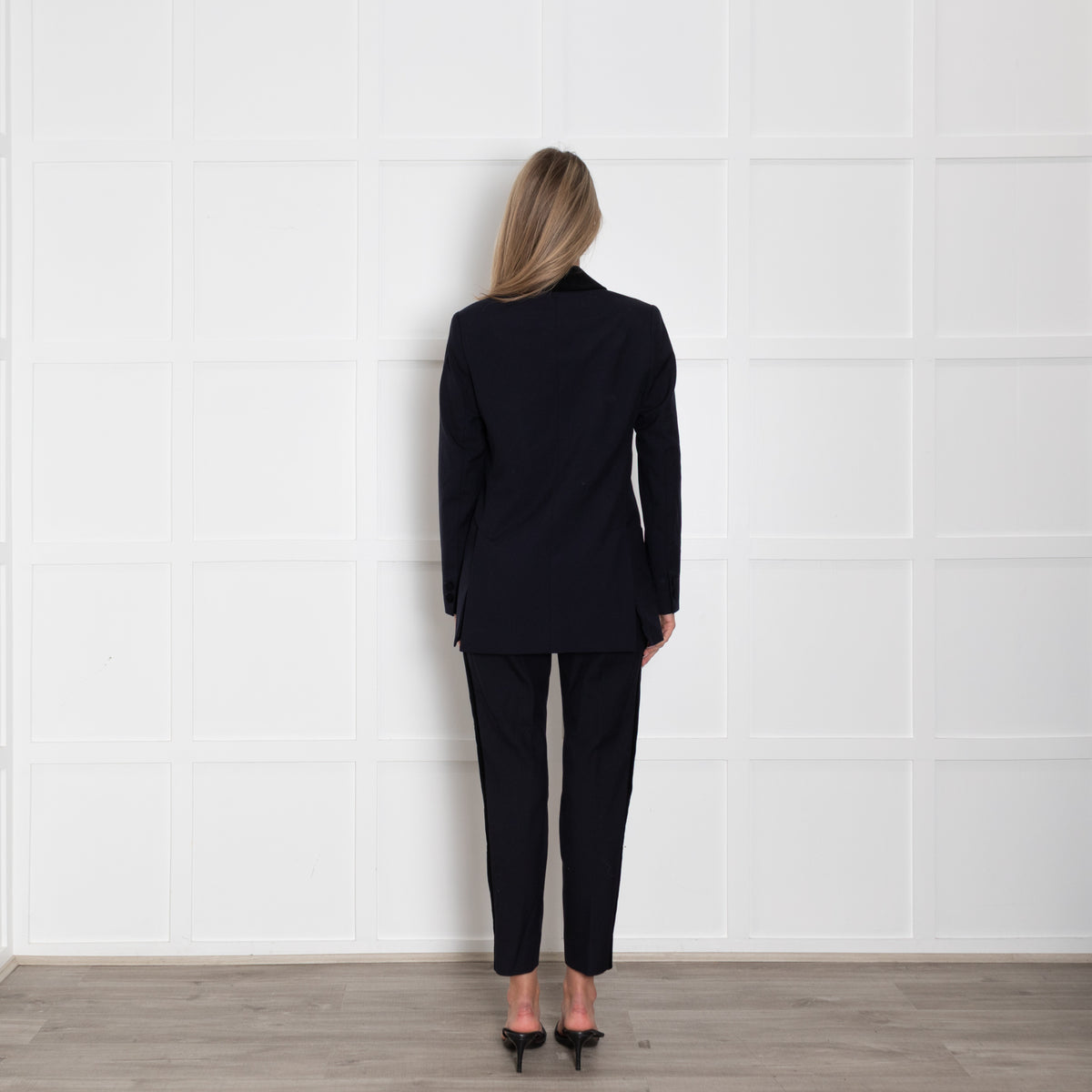 Wyse Blue Tuxedo Jacket With Velvet Collar