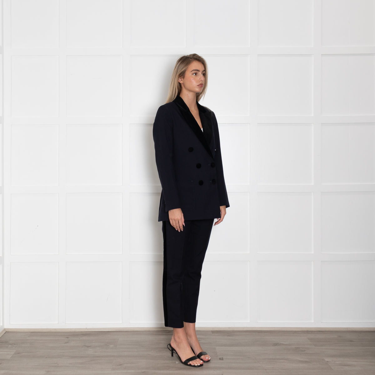 Wyse Blue Tuxedo Jacket With Velvet Collar