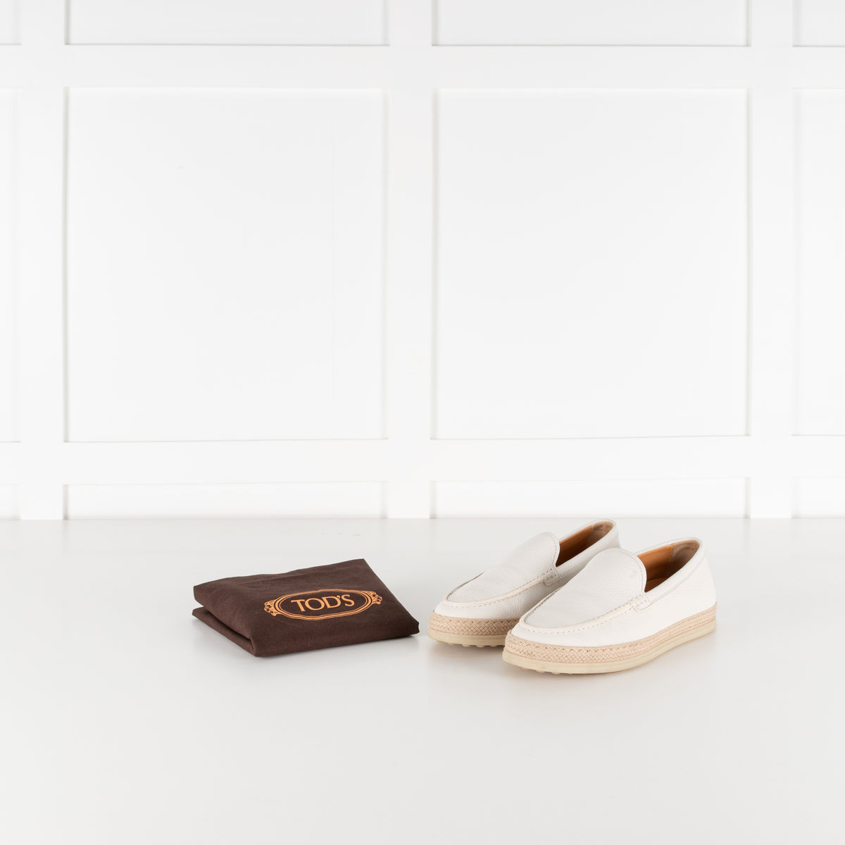 Tod's White Raffia Trimmed Leather Loafers