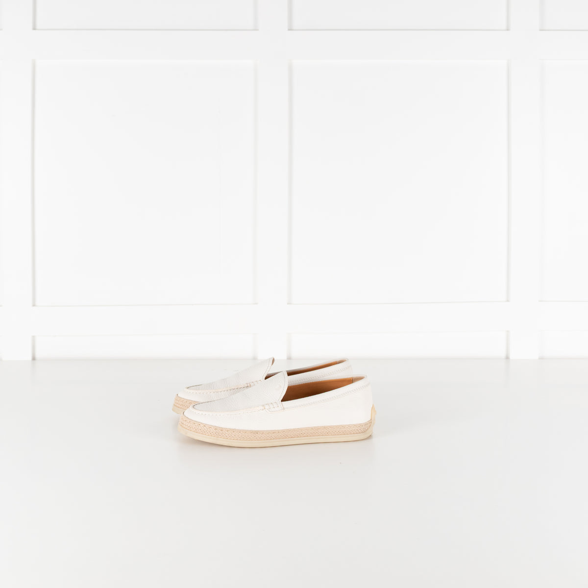 Tod's White Raffia Trimmed Leather Loafers