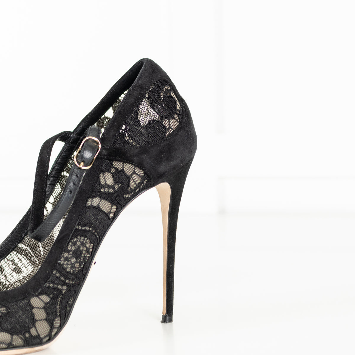 Dolce & Gabbana Black Lace Detail Pointy Heels