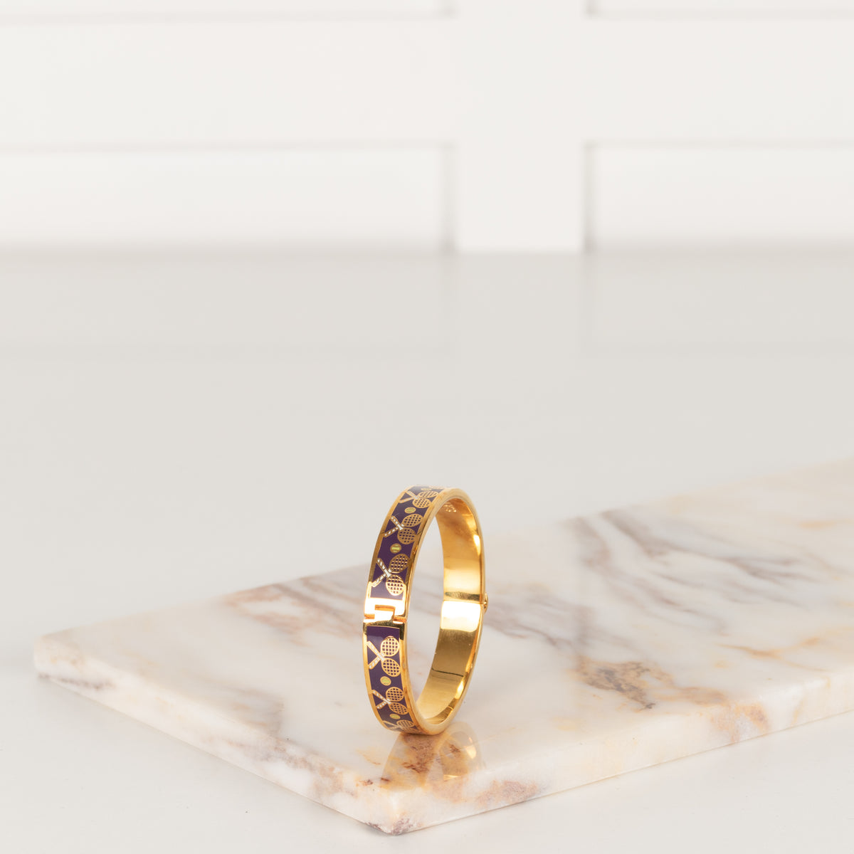 Halcyon Days 18ct Gold Hinged Tennis Bangle