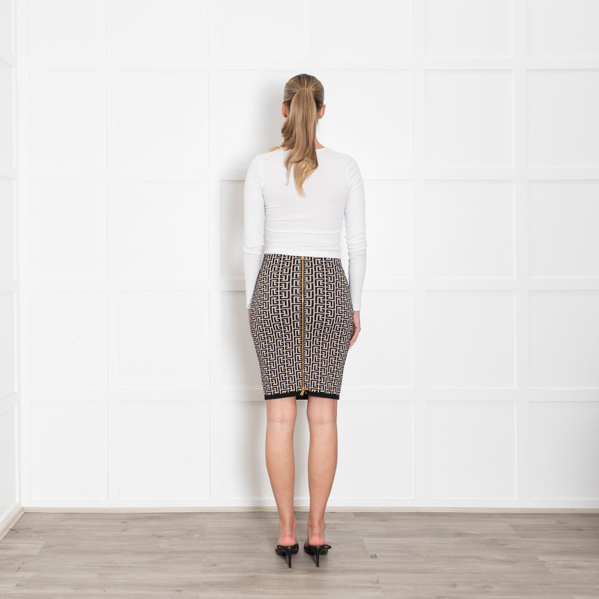 Balmain Black and Taupe Jacquard-knit Wool Blend Skirt With Back Zip