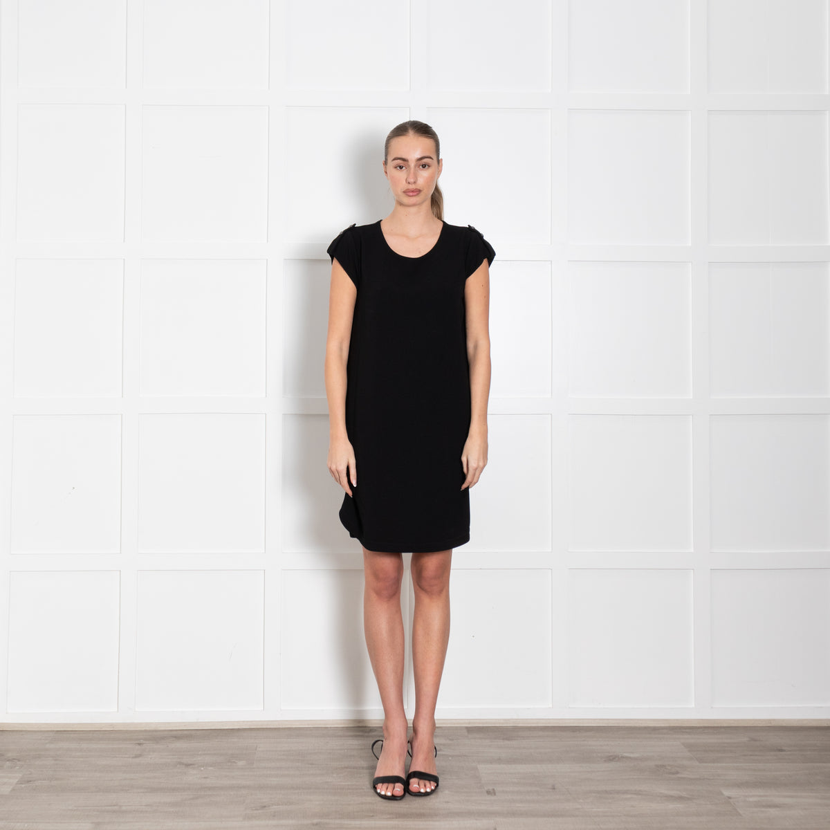 DVF Black Short Sleeve Knee Length Dress