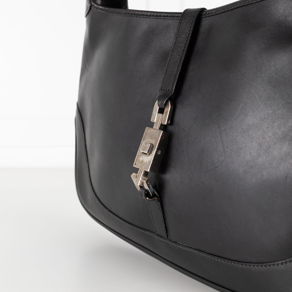 Gucci Black Silver Chain Jackie Shoulder Bag