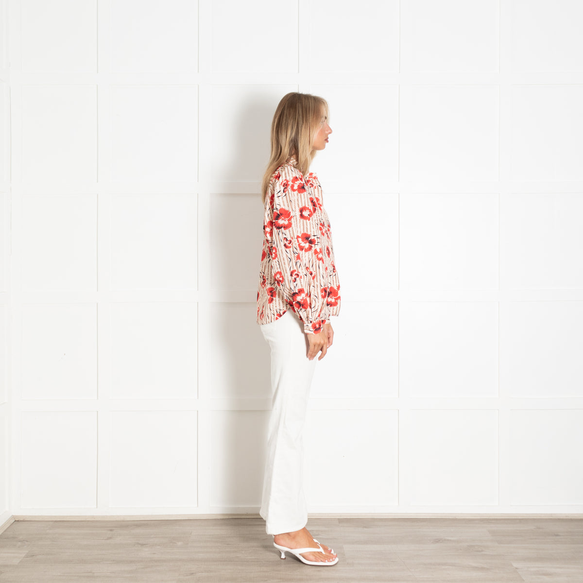 Essentiel Antwerp Cream Beige Red Floral Front Button Top UK 10