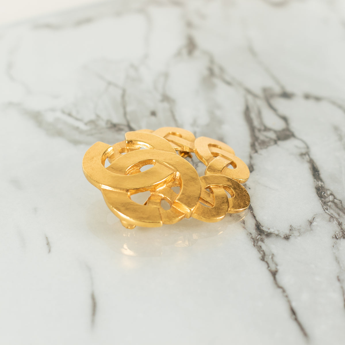 Chanel CC Pretzel Link Brooch