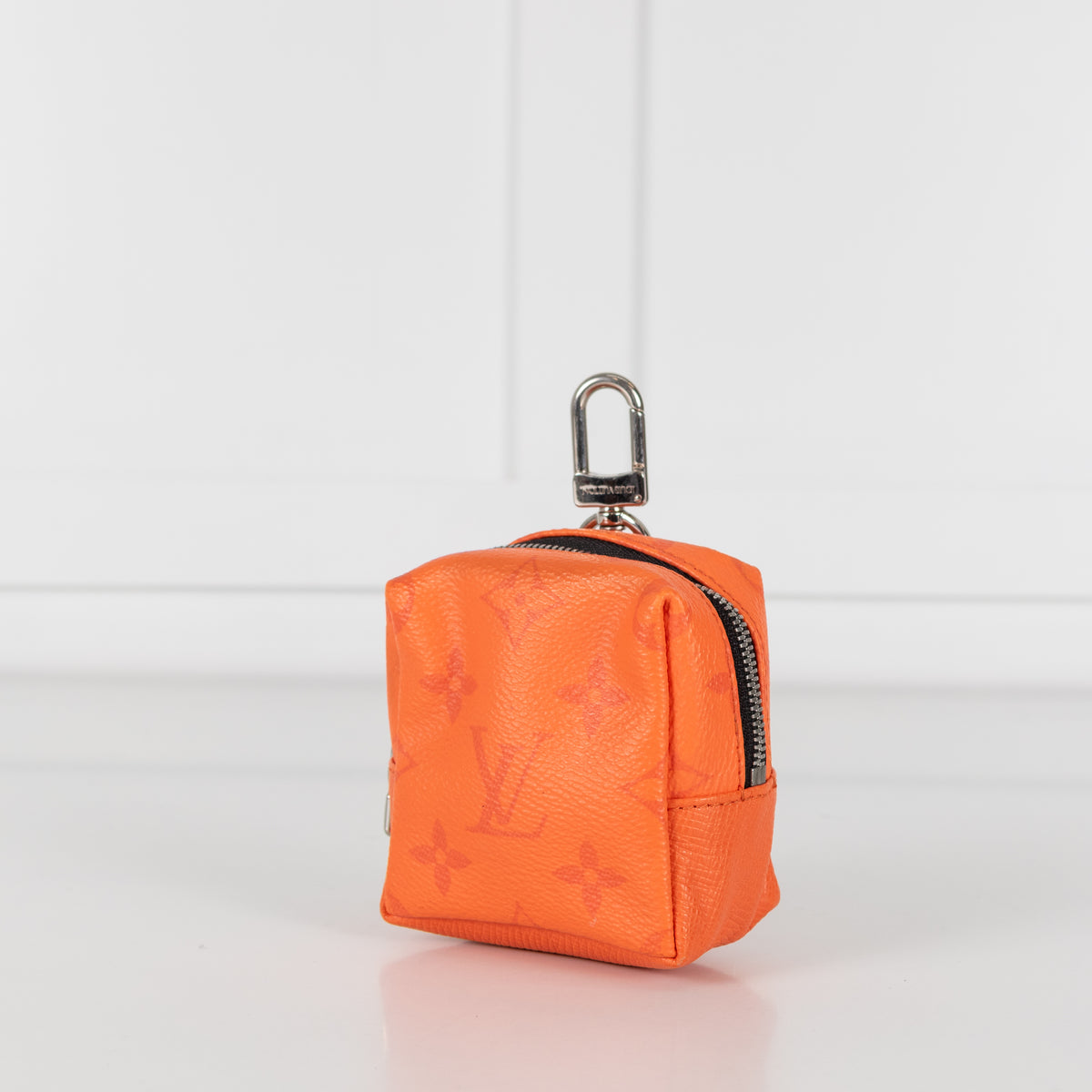 Louis Vuitton Taigarama Porte Cles Pouch