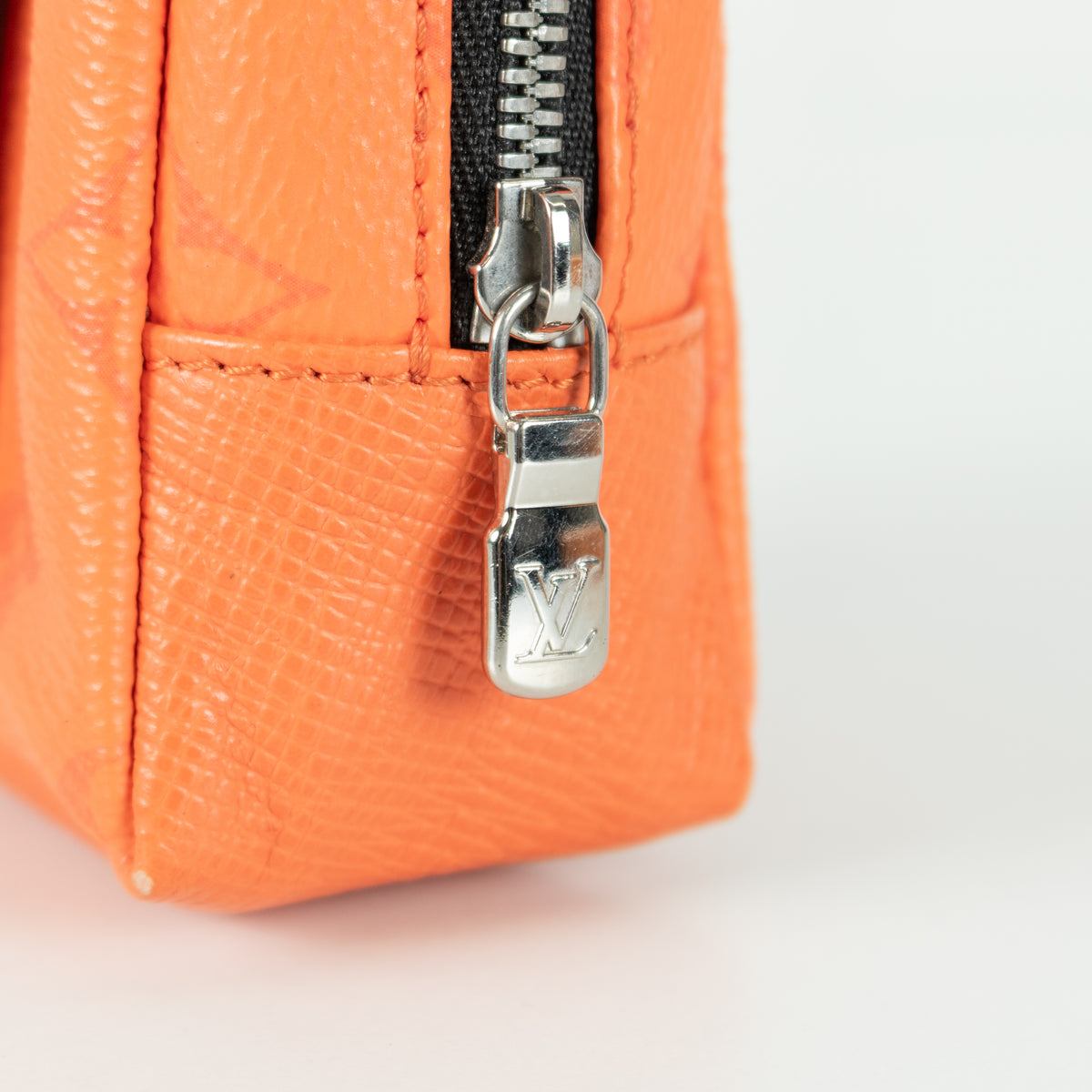 Louis Vuitton Taigarama Porte Cles Pouch